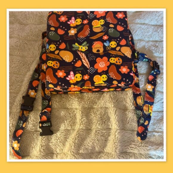 Yeroly Toddler Booster Seat for Dining Table, Washable, Bee, Flower Girly Print - Picture 2 of 2